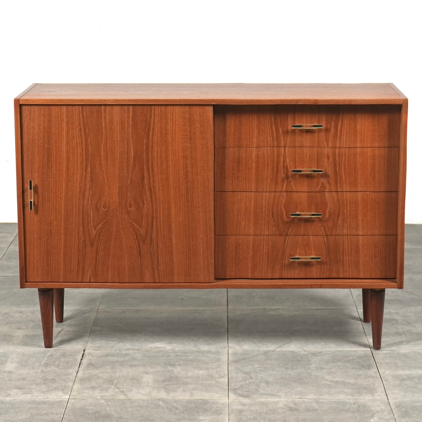 デンマークヴィンテージ サイドボード