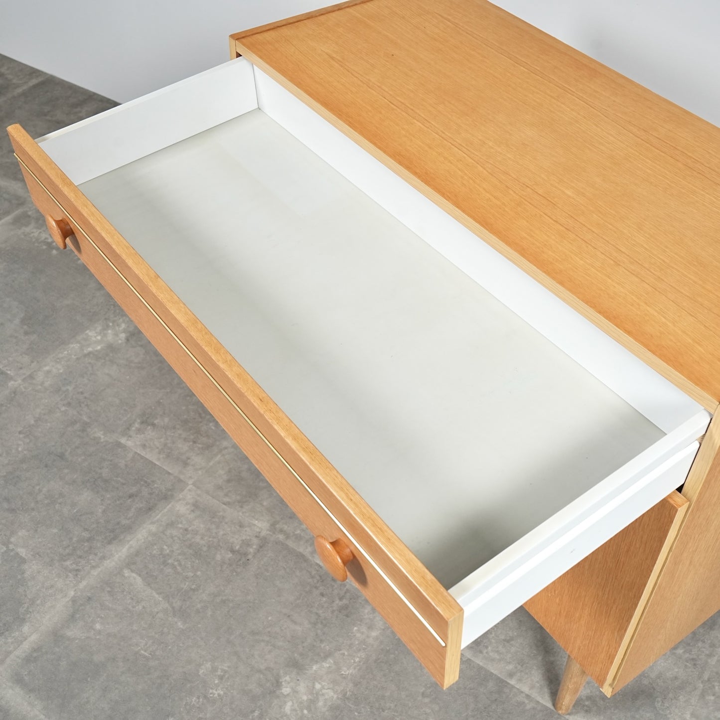 北欧ヴィンテージ キャビネット