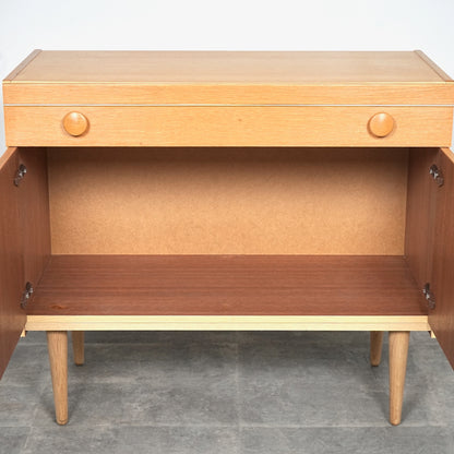 北欧ヴィンテージ キャビネット