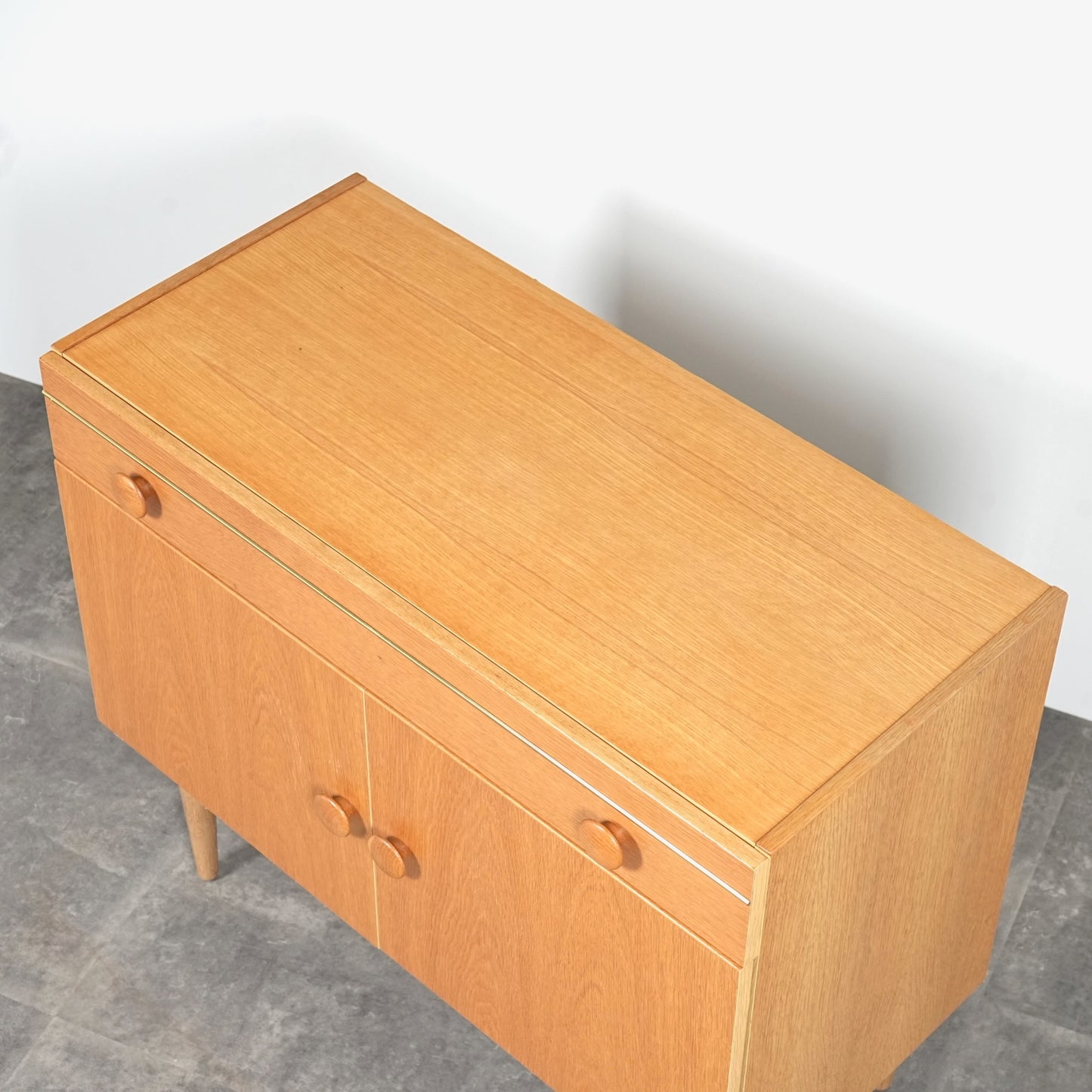 北欧ヴィンテージ キャビネット