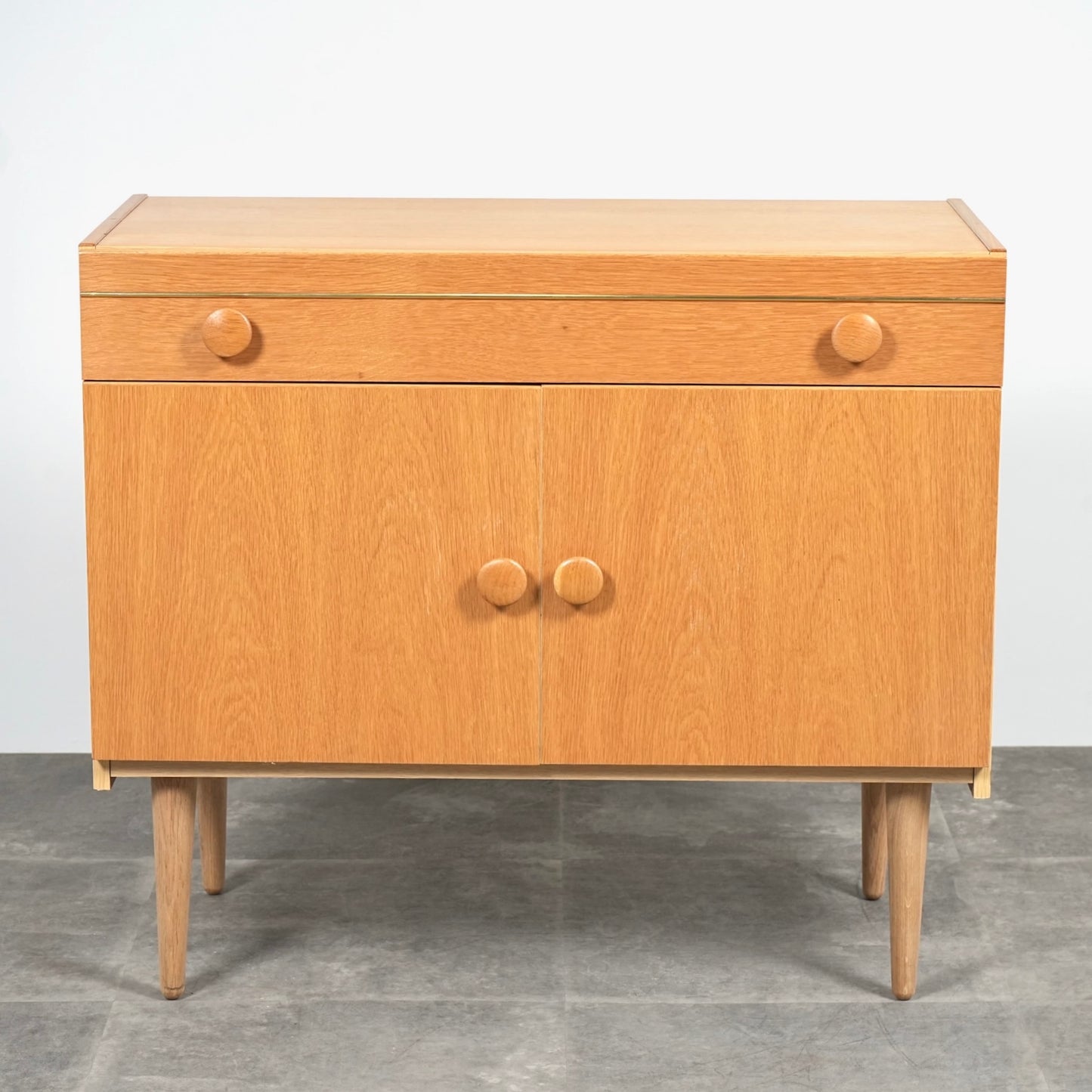 北欧ヴィンテージ キャビネット