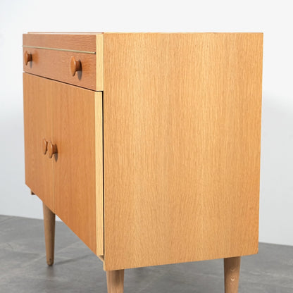 北欧ヴィンテージ キャビネット