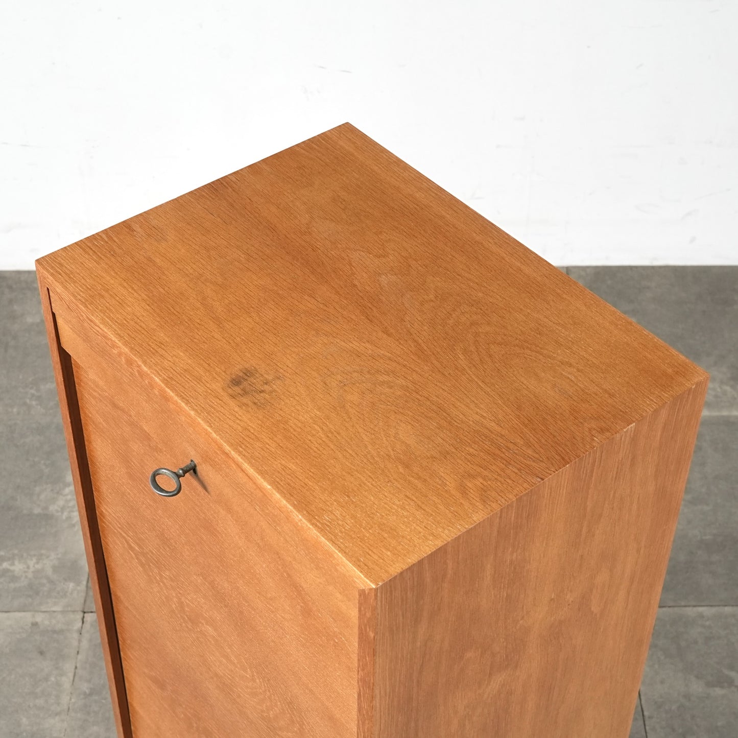 デンマークヴィンテージ ファイリングキャビネット(蛇腹扉)