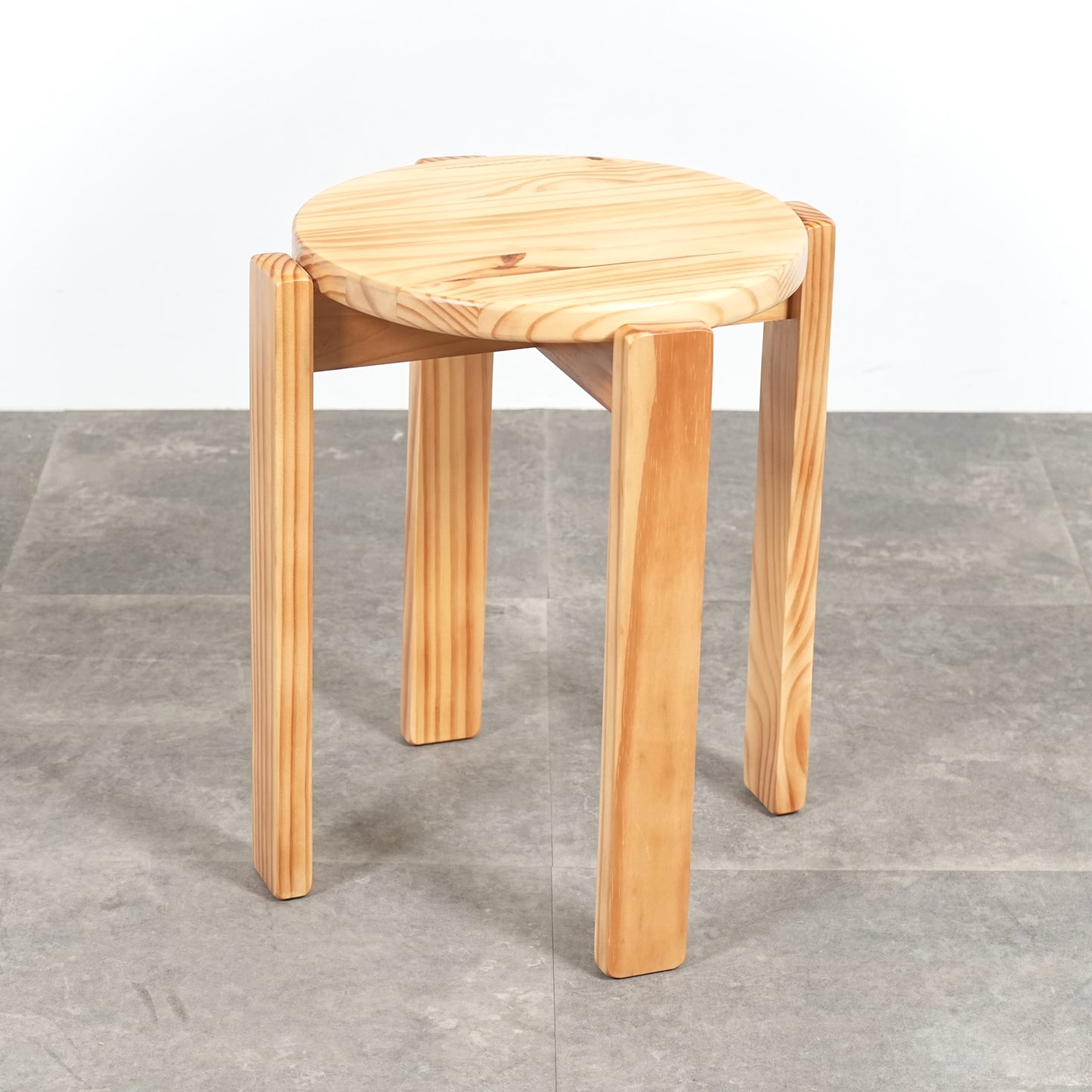 【Baumwritter】ヴィンテージ スツール