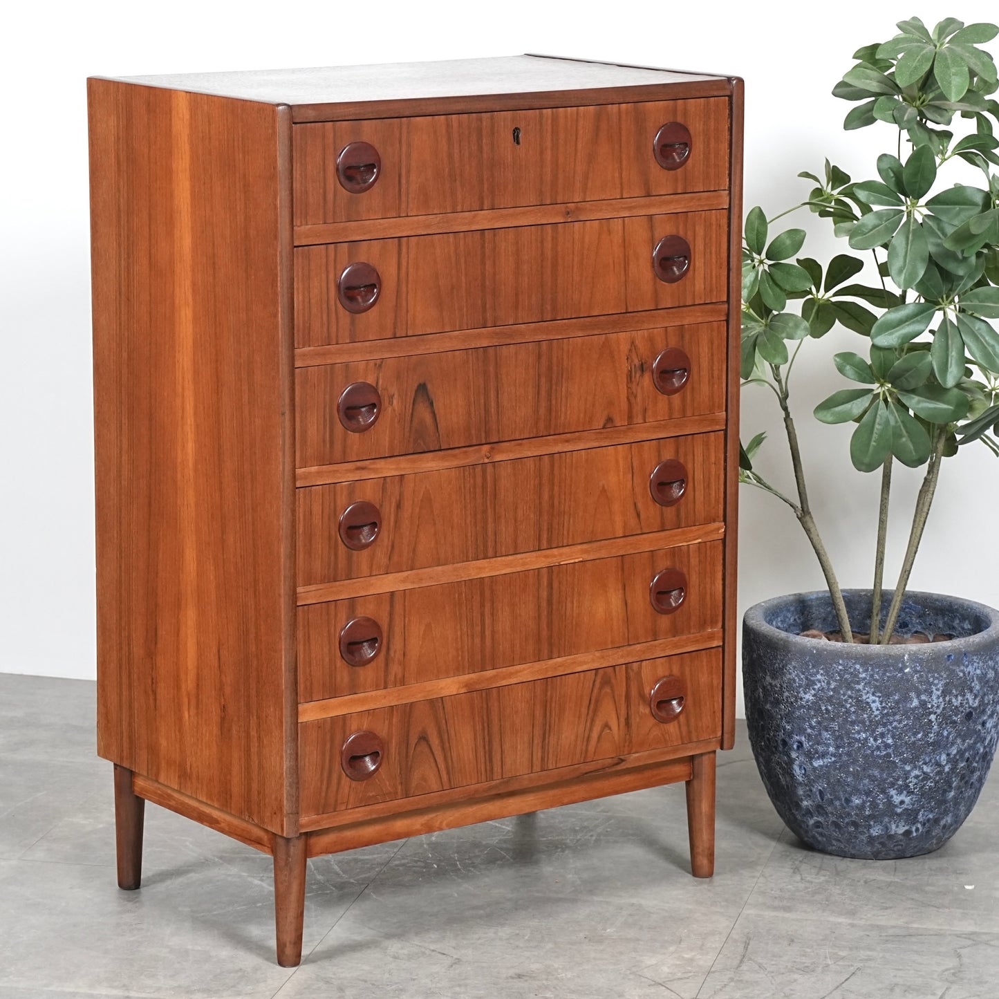 デンマークヴィンテージ ハイチェスト