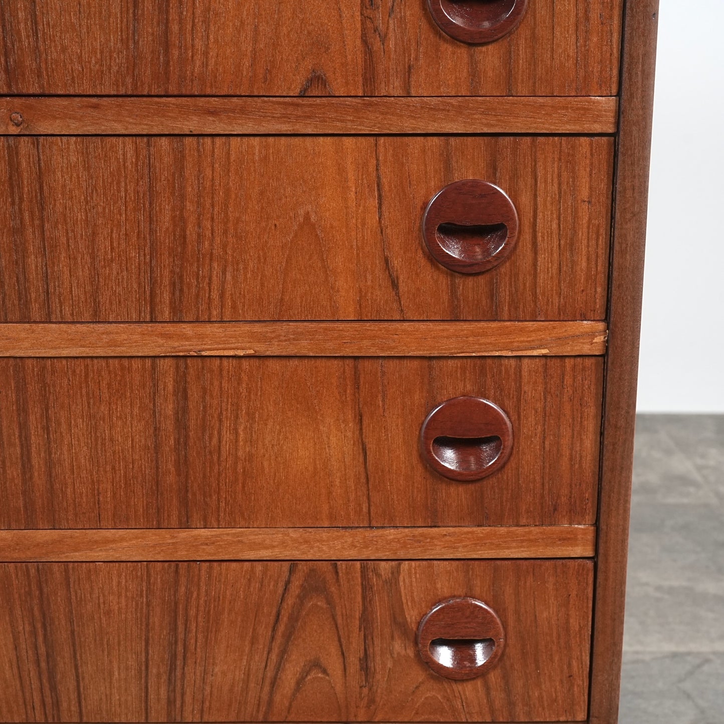 デンマークヴィンテージ ハイチェスト