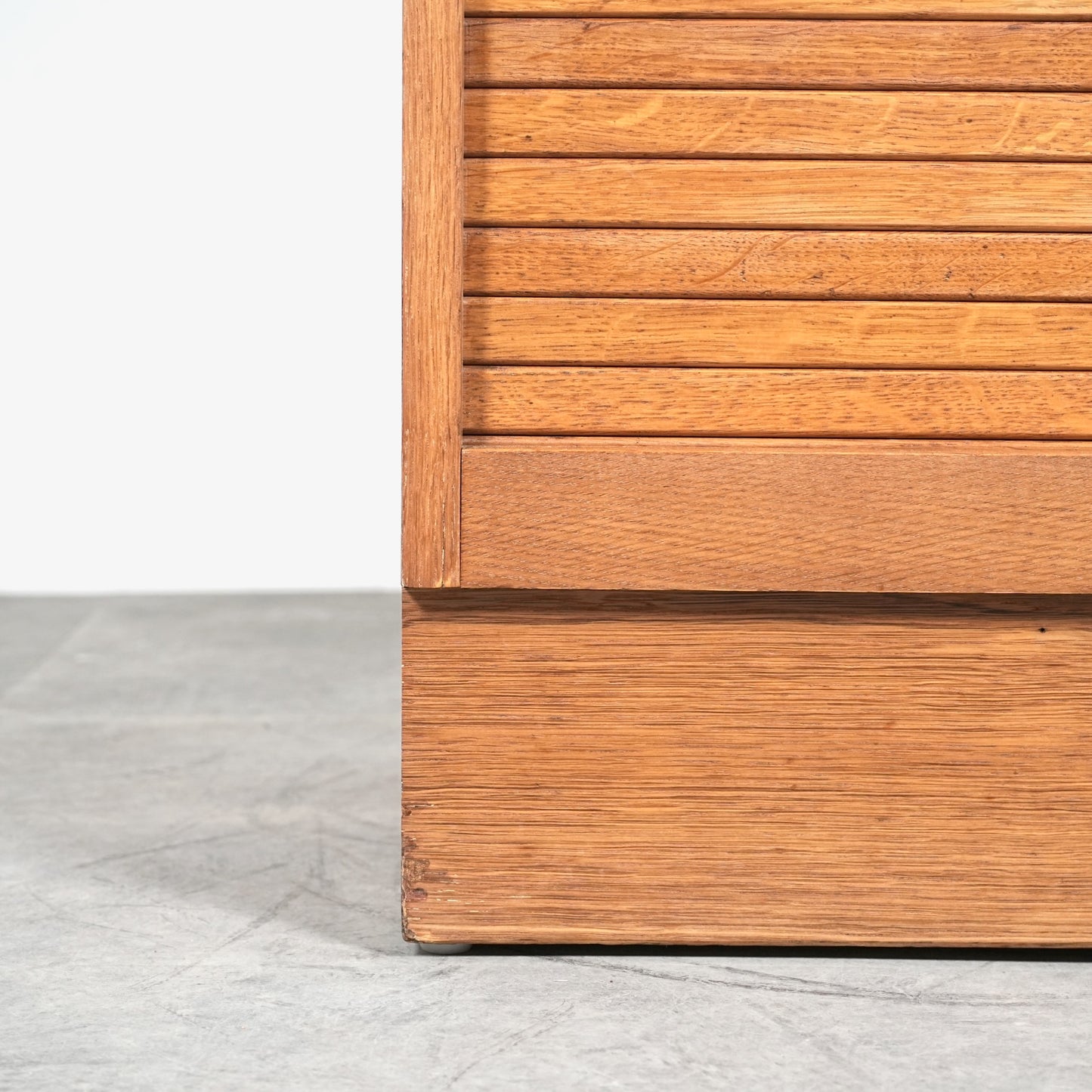 デンマークヴィンテージ ファイリングキャビネット(蛇腹扉)