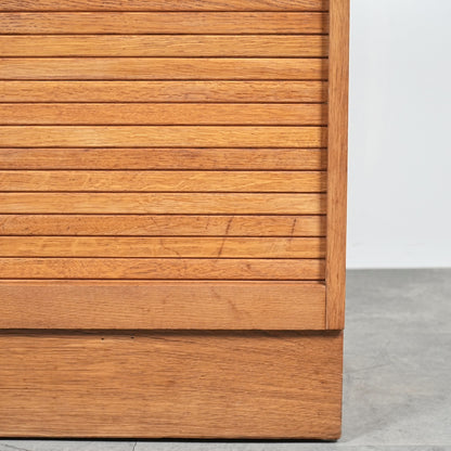 デンマークヴィンテージ ファイリングキャビネット(蛇腹扉)