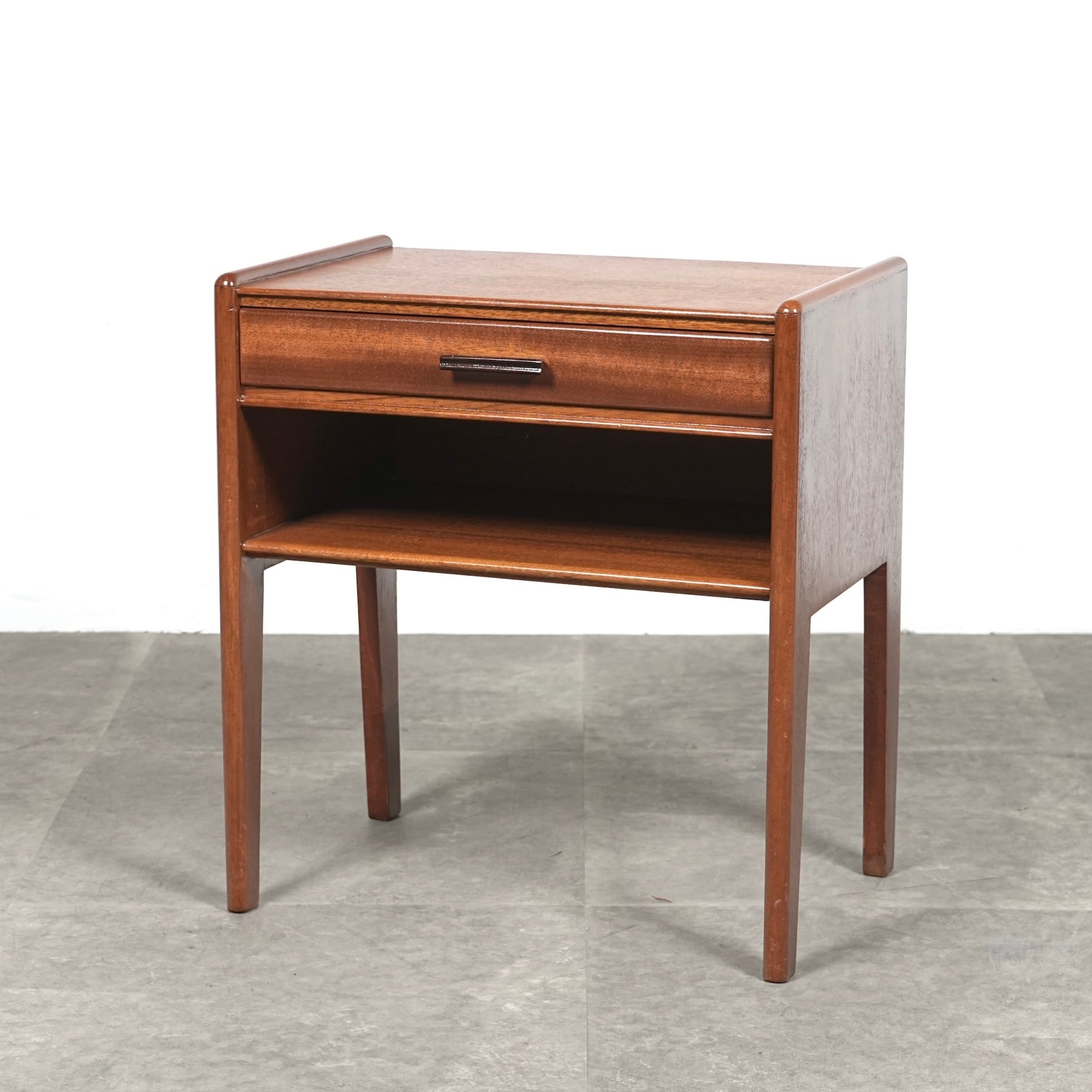 CABINET & SIDEBOARD – TIME HYPE