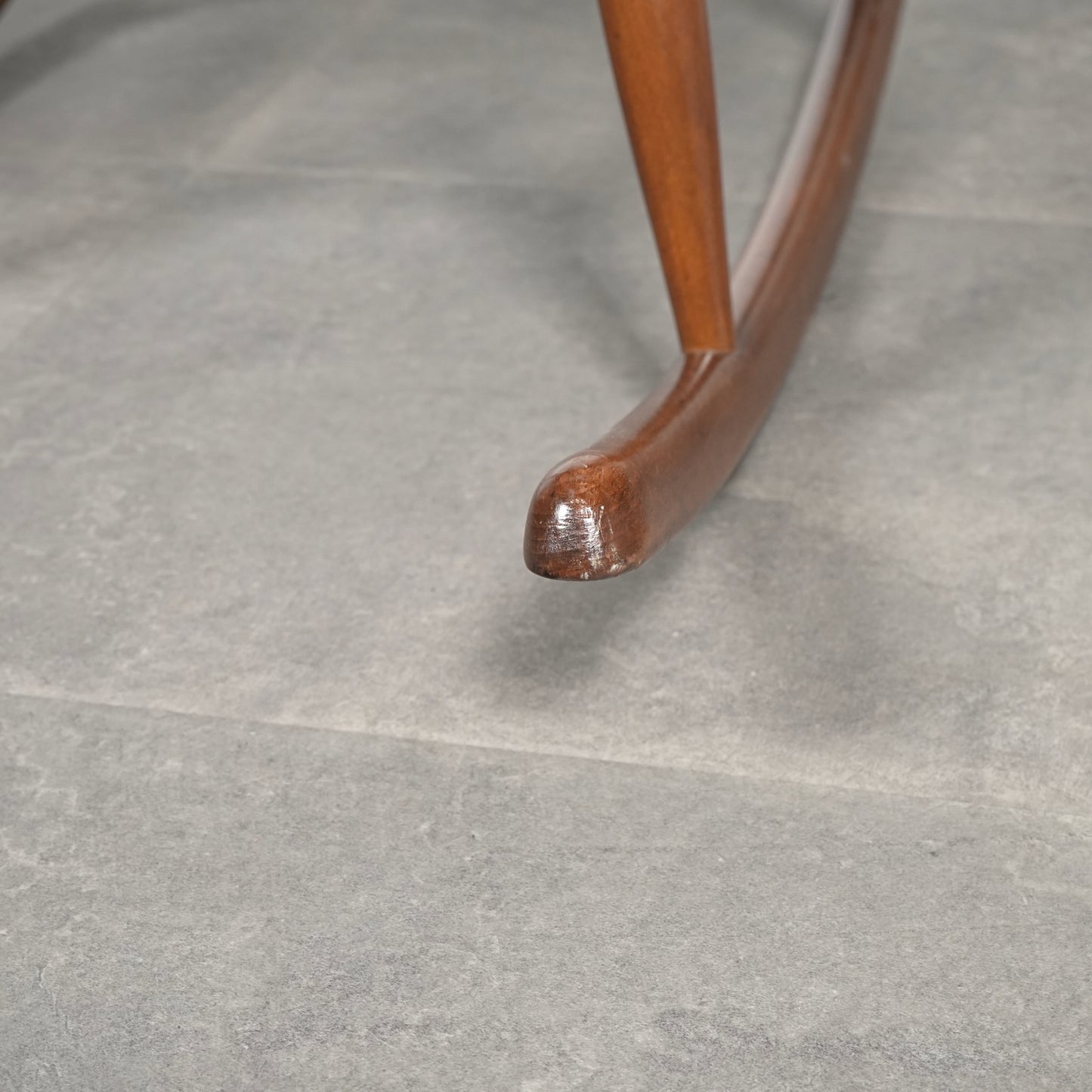 【Niels Eilersen / Illum Wikkelso】ロッキングチェア "Model.IW3"