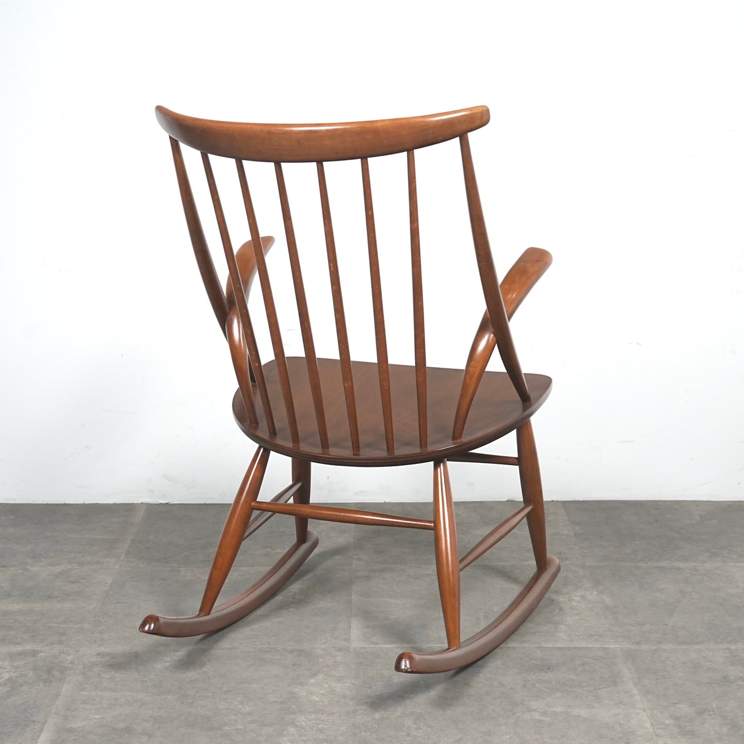 【Niels Eilersen / Illum Wikkelso】ロッキングチェア "Model.IW3"