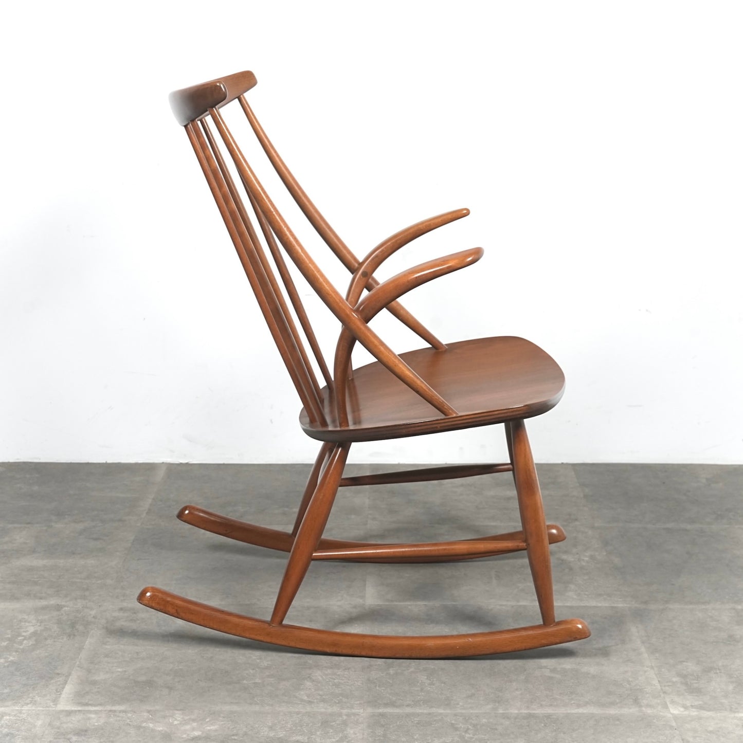 【Niels Eilersen / Illum Wikkelso】ロッキングチェア "Model.IW3"