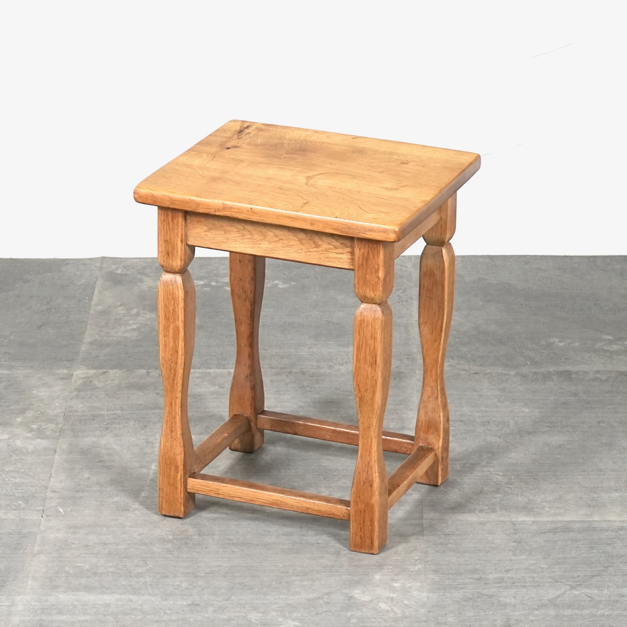 LOW TABLE & NEST TABLE – TIME HYPE