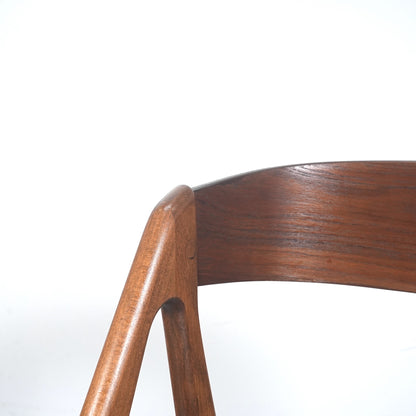 【Henning Kjaernulf】ダイニングチェア Model.72【張替済】