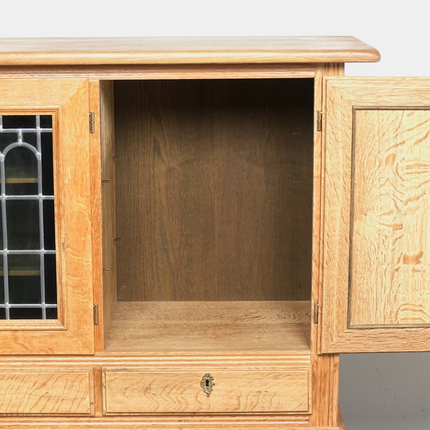 デンマークヴィンテージ ハイサイドボード