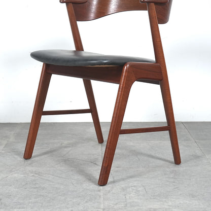 【Korup Stolefabrik】“Model.21” ネイルチェア