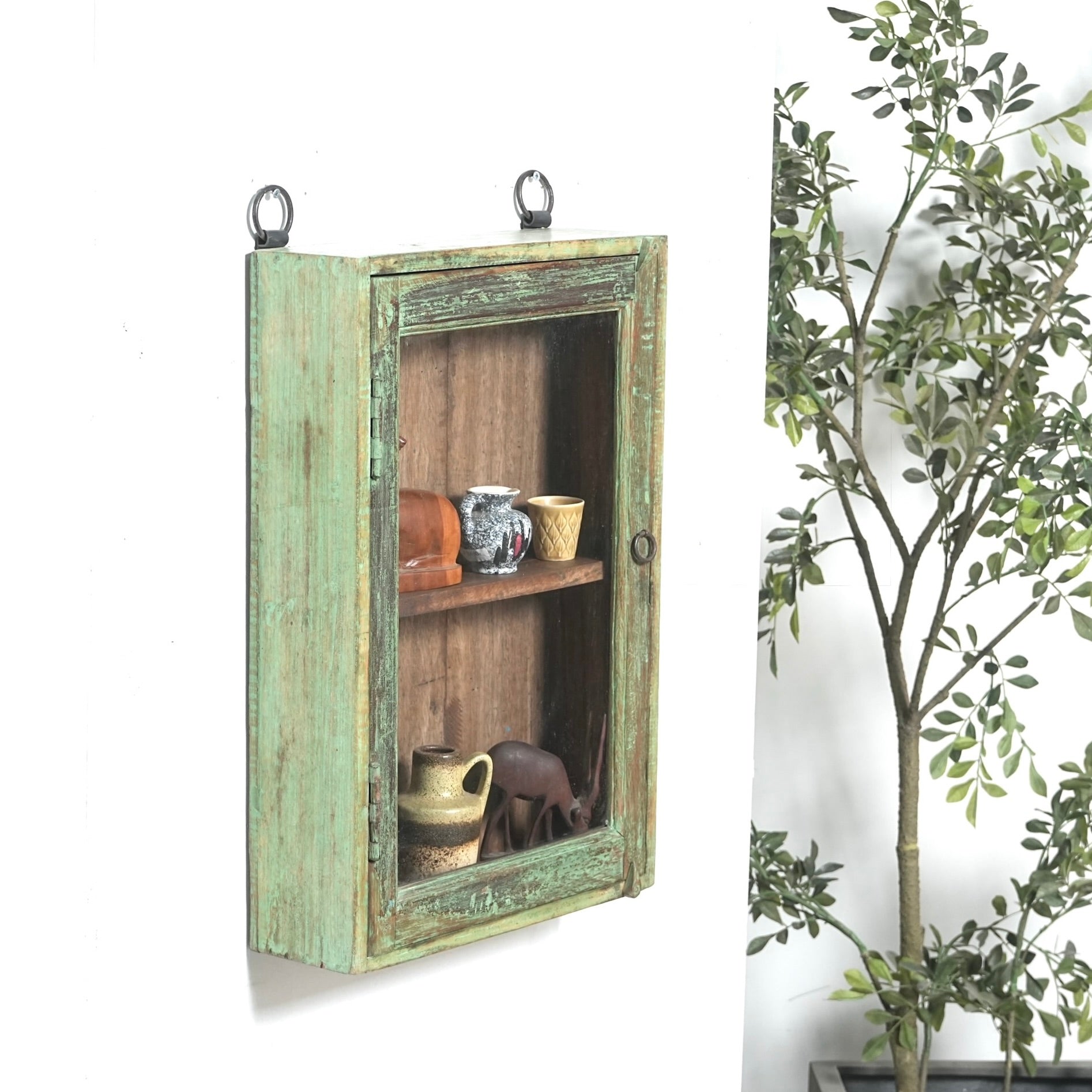 CABINET & SIDEBOARD – TIME HYPE