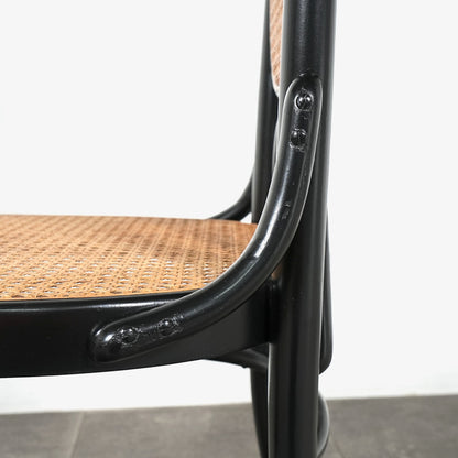 【THONET】ヴィンテージ ベントウッドチェア "207R"