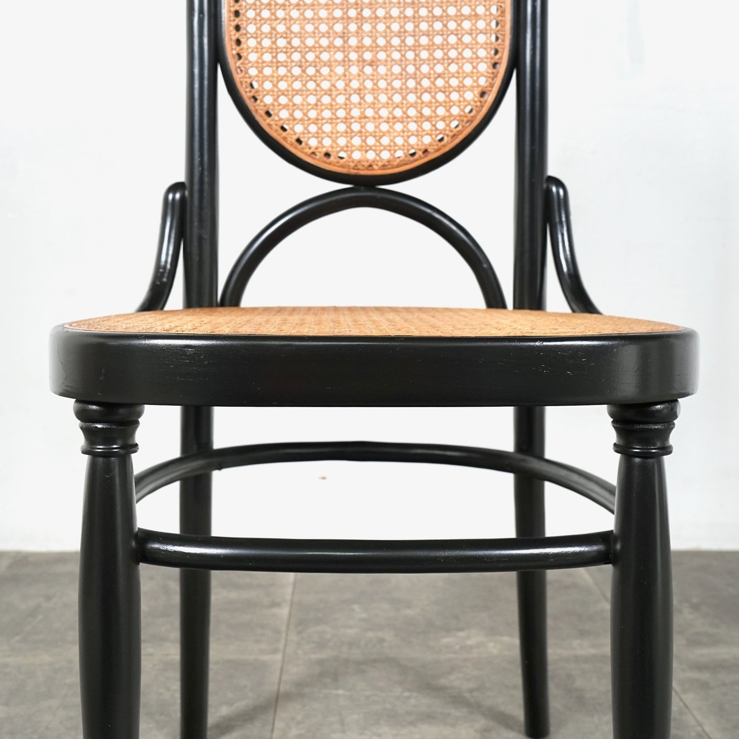 【THONET】ヴィンテージ ベントウッドチェア "207R"