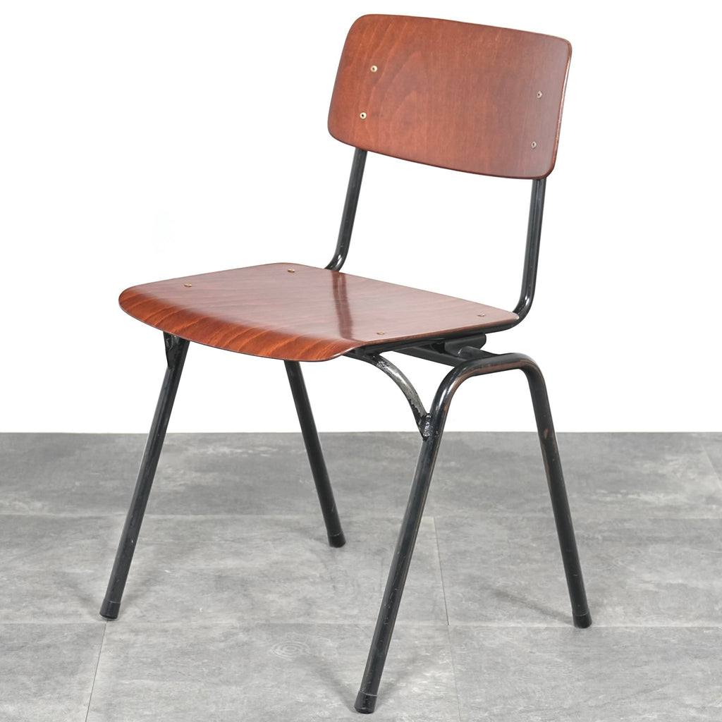 オランダヴィンテージ インダストリアル スタッキングチェア