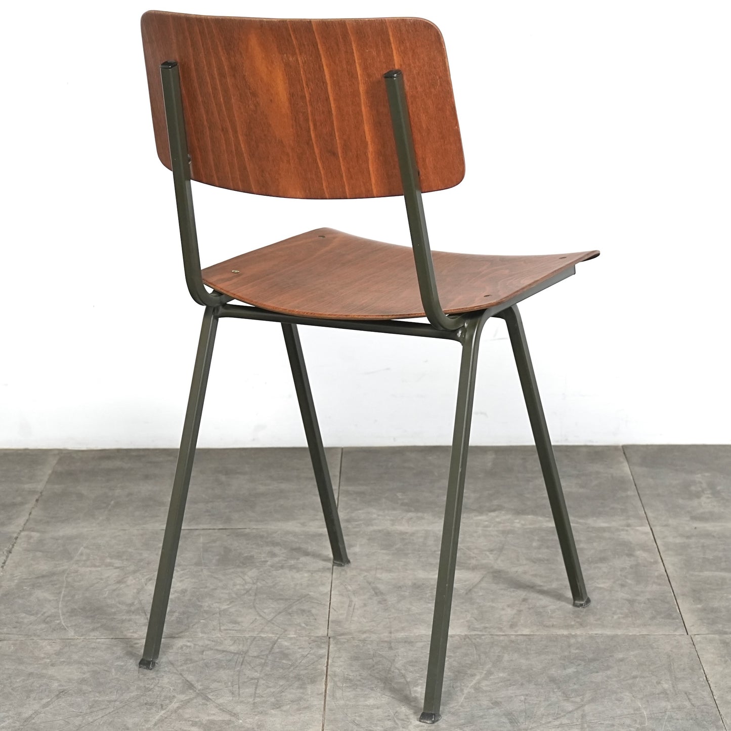 【Eromes】F6 インダストリアルチェア