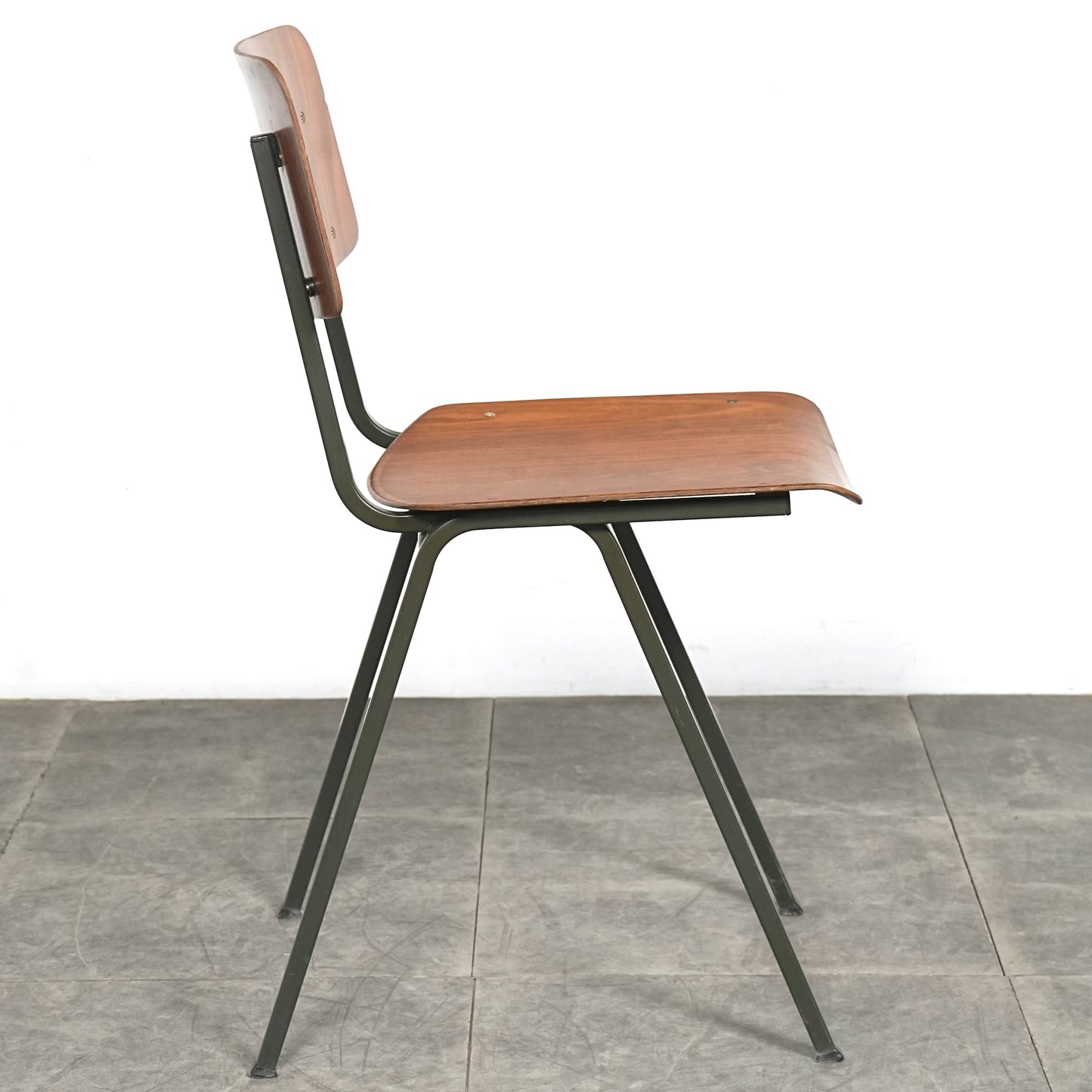 【Eromes】F6 インダストリアルチェア