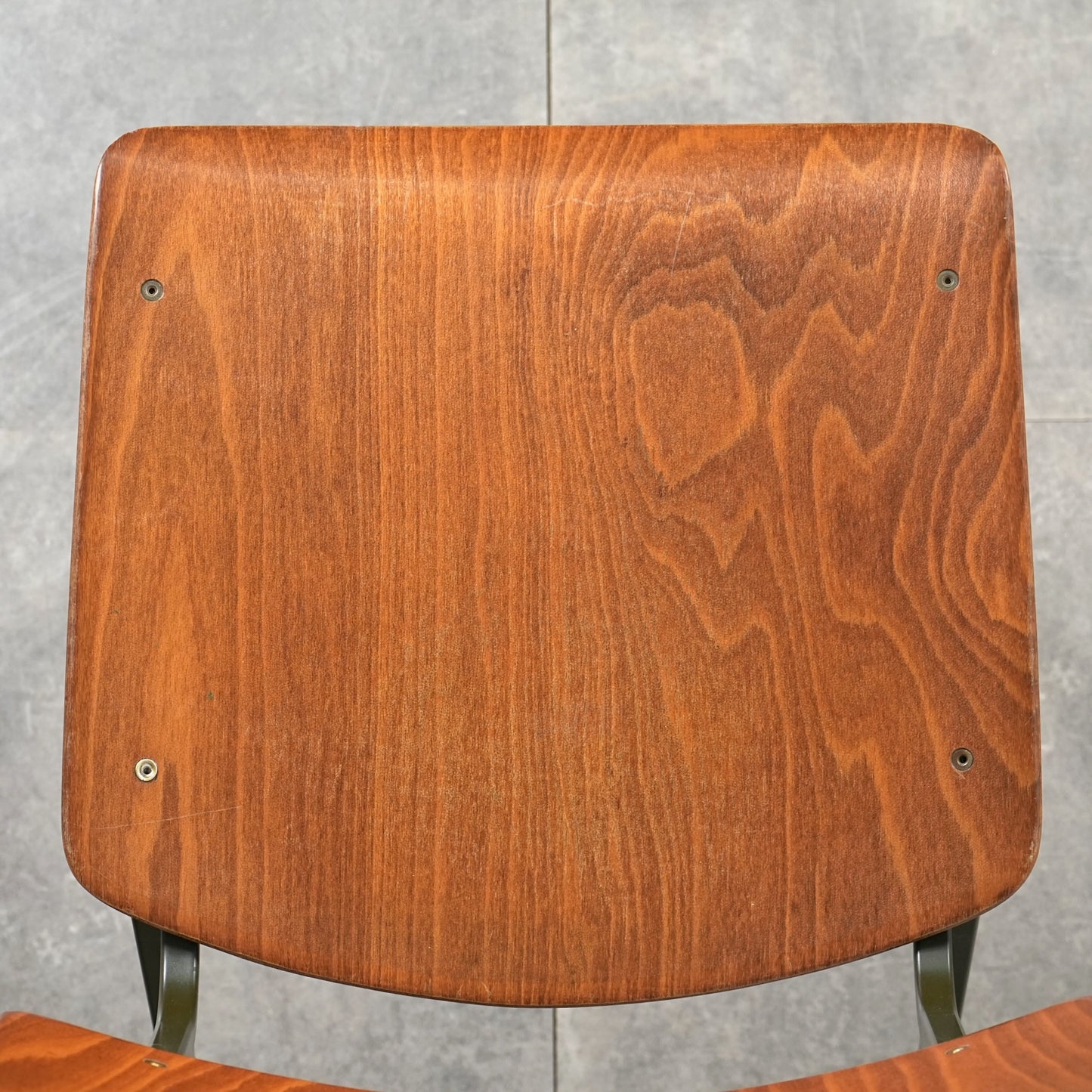 【Eromes】F6 インダストリアルチェア