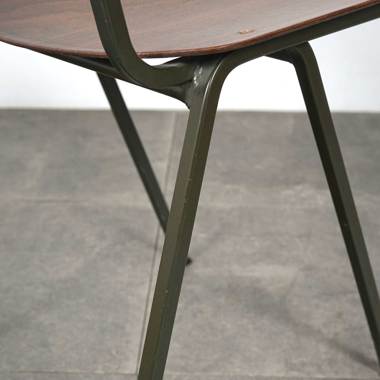 【Eromes】F6 インダストリアルチェア