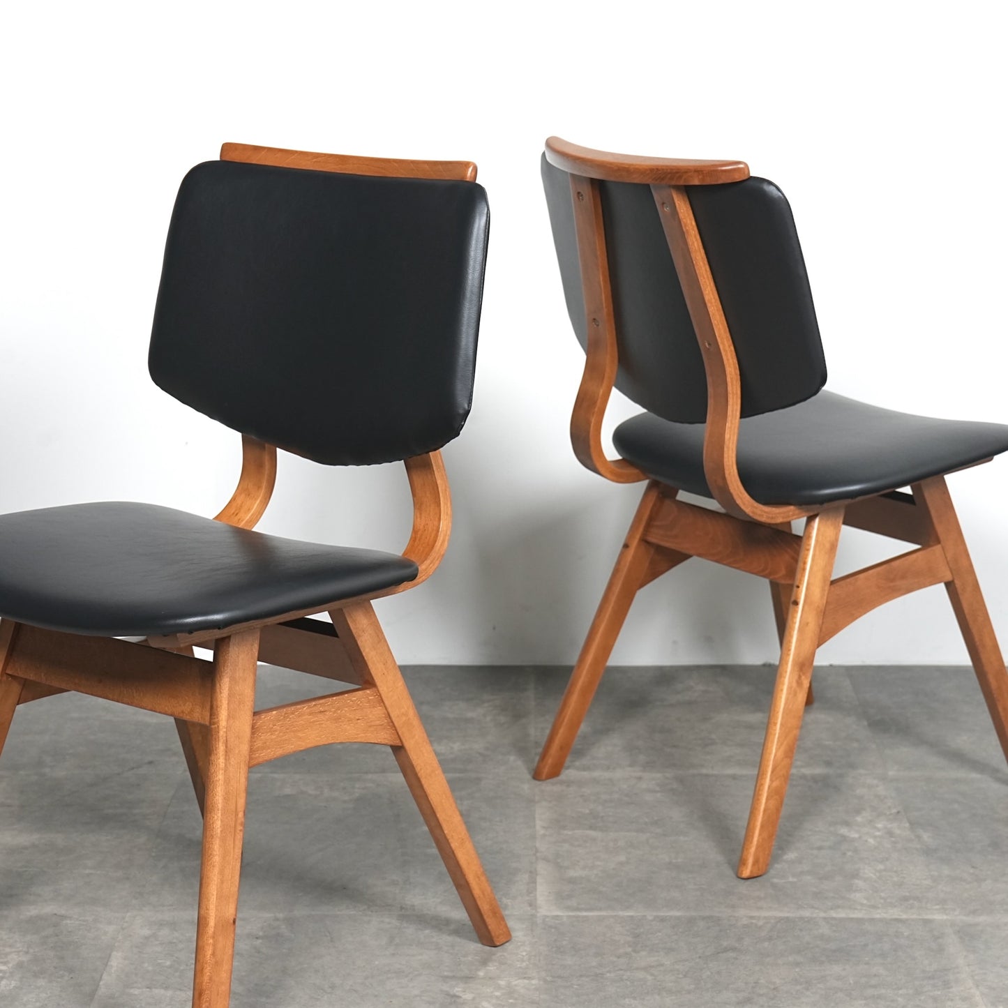 オランダヴィンテージ ダイニングチェア【張替済】