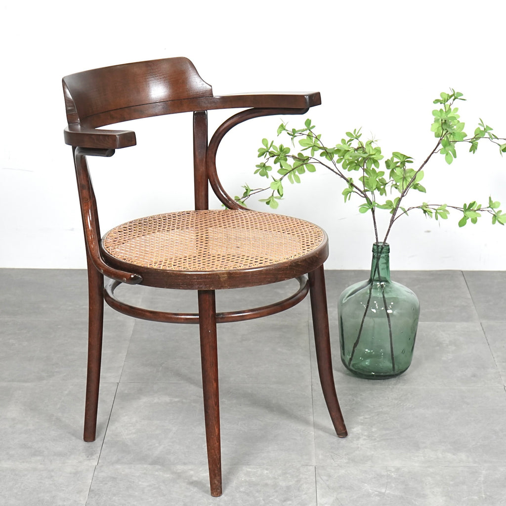 【THONET】ヴィンテージ ベントウッドチェア