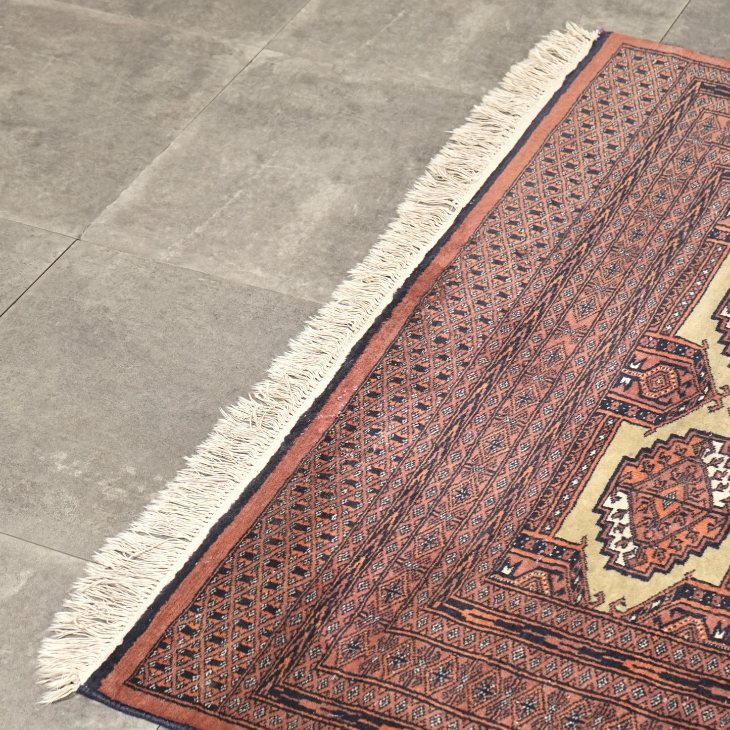送料無料 ヴィンテージ ラグ(手織り/204.5cm×126.5cm)