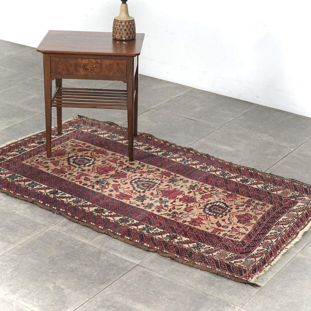 送料無料 ヴィンテージ ラグ(手織り/162cm×91cm)