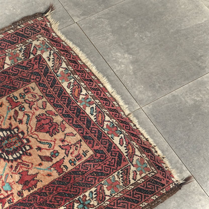 送料無料 ヴィンテージ ラグ(手織り/162cm×91cm)