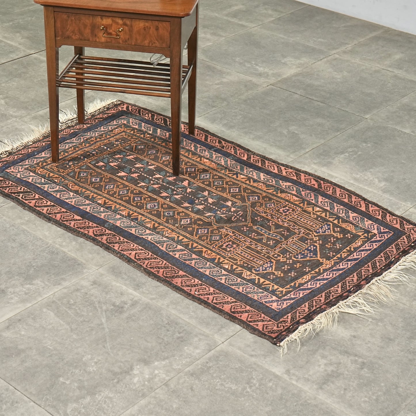 送料無料 ヴィンテージ ラグ(手織り/144cm×80cm)