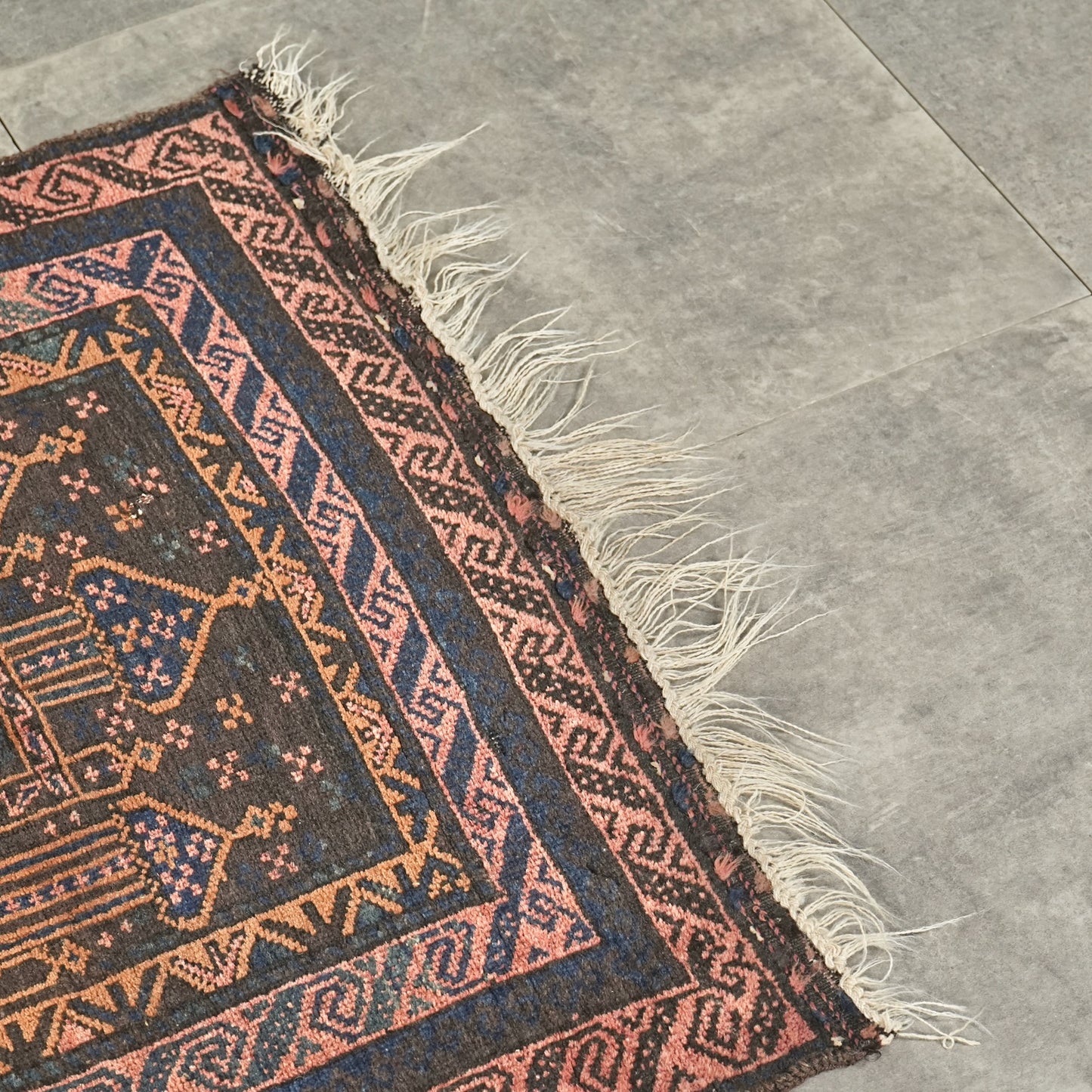 送料無料 ヴィンテージ ラグ(手織り/144cm×80cm)