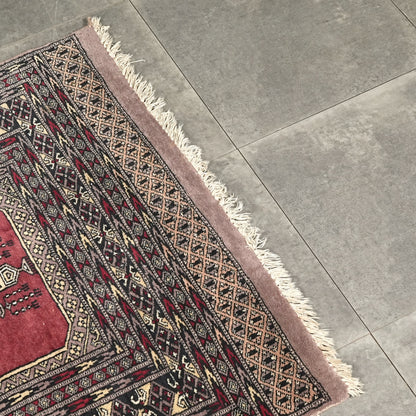 送料無料 ヴィンテージ ラグ(手織り/157cm×96cm)