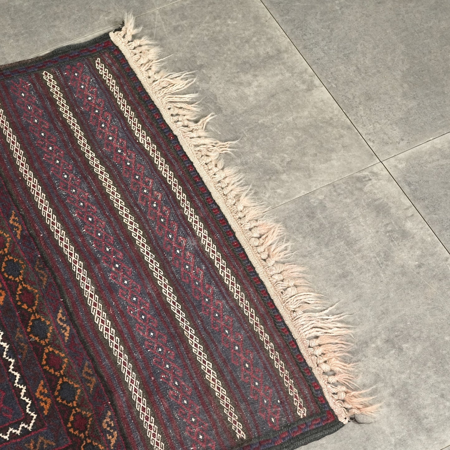 送料無料 ヴィンテージ ラグ(手織り/158cm×83cm)