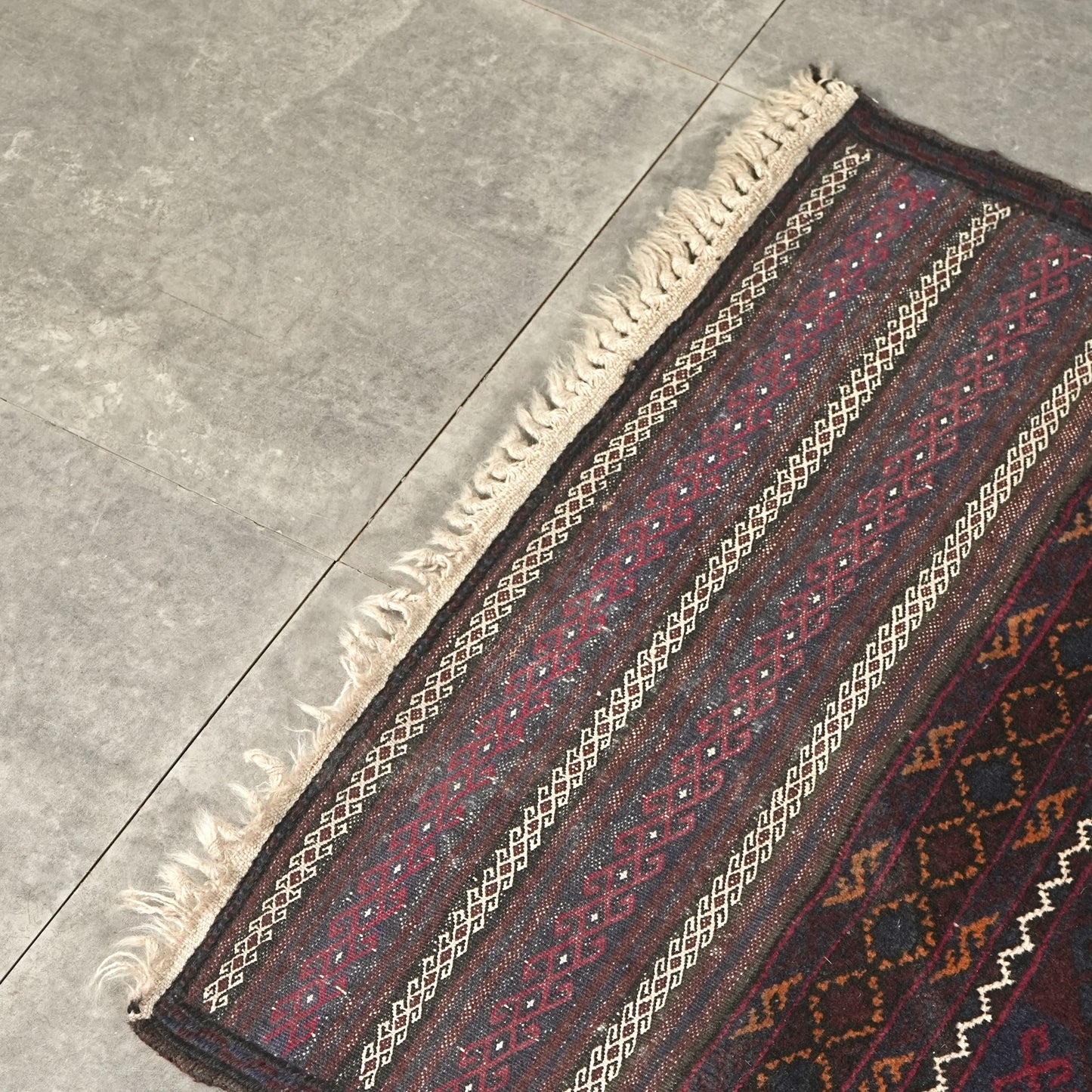 送料無料 ヴィンテージ ラグ(手織り/158cm×83cm)