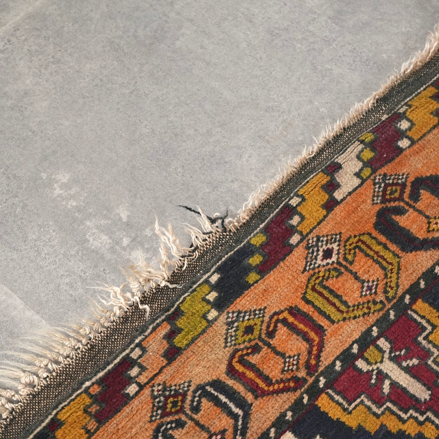 送料無料 ヴィンテージ ラグ(手織り/173cm×92.5cm)