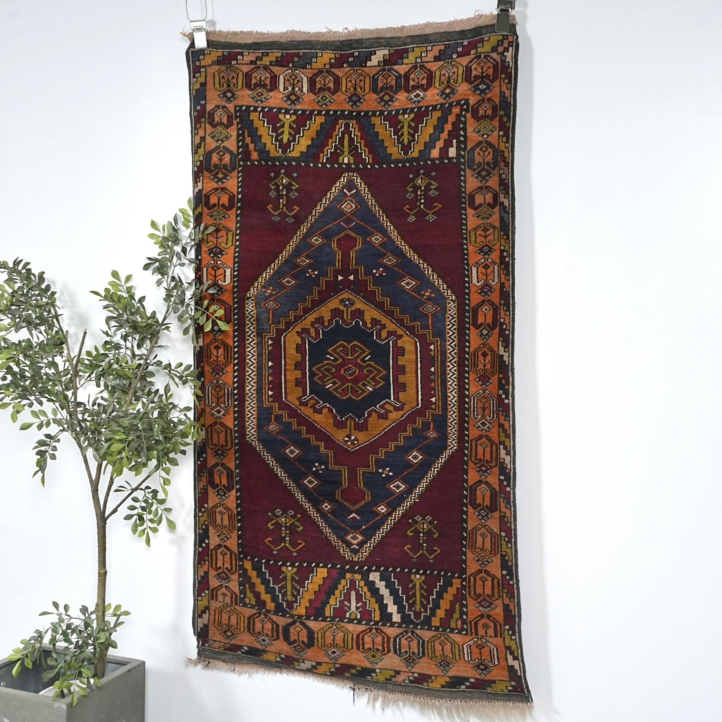 送料無料 ヴィンテージ ラグ(手織り/173cm×92.5cm)