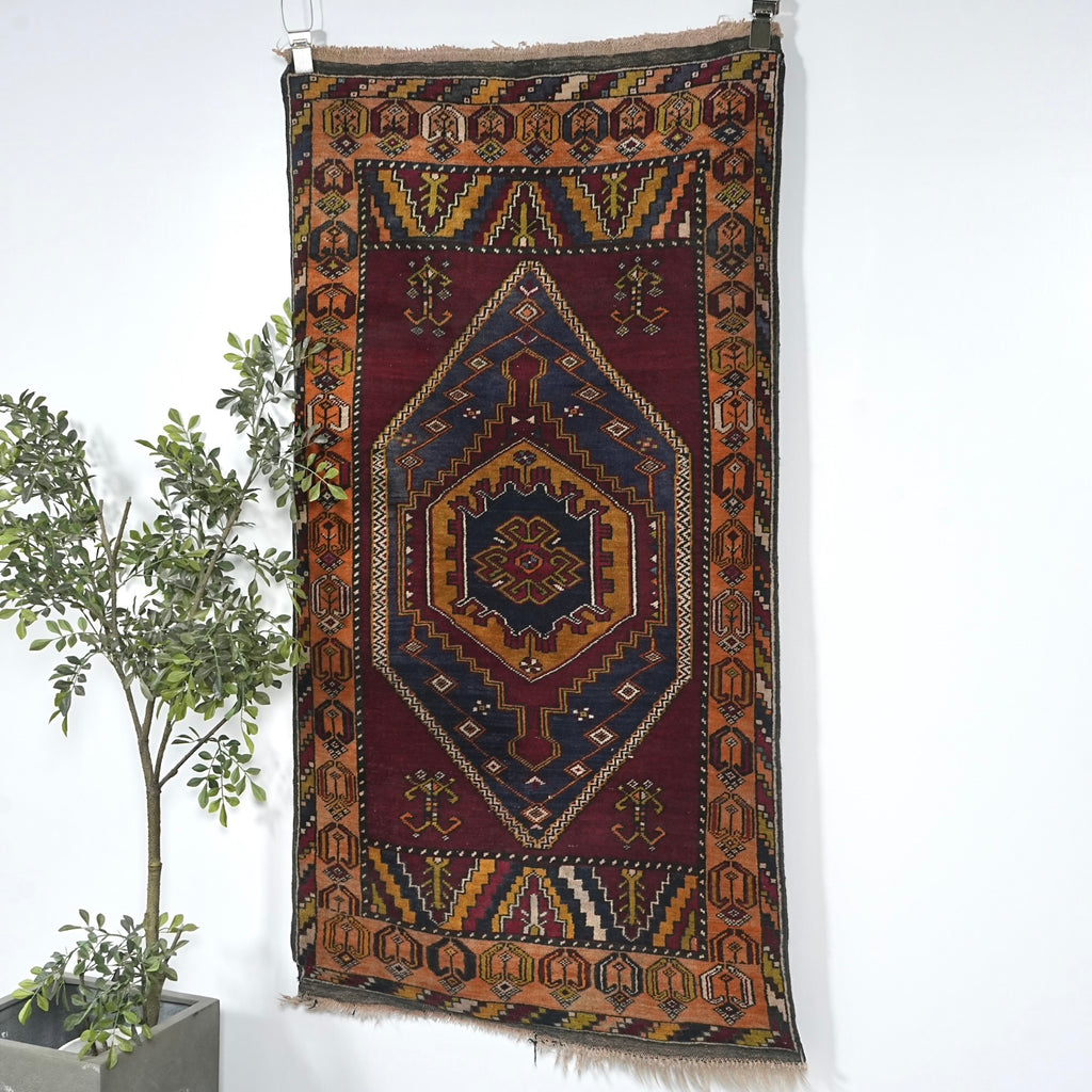 送料無料 ヴィンテージ ラグ(手織り/173cm×92.5cm)