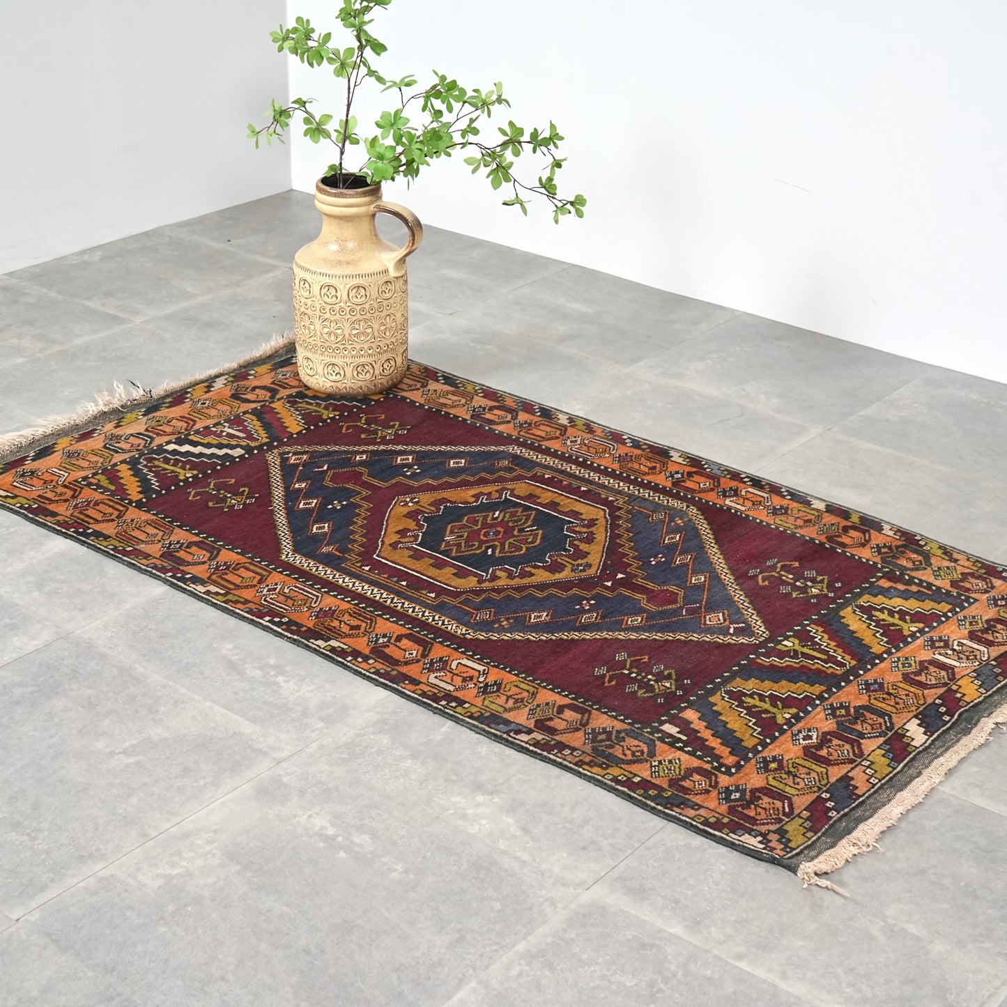 送料無料 ヴィンテージ ラグ(手織り/173cm×92.5cm)