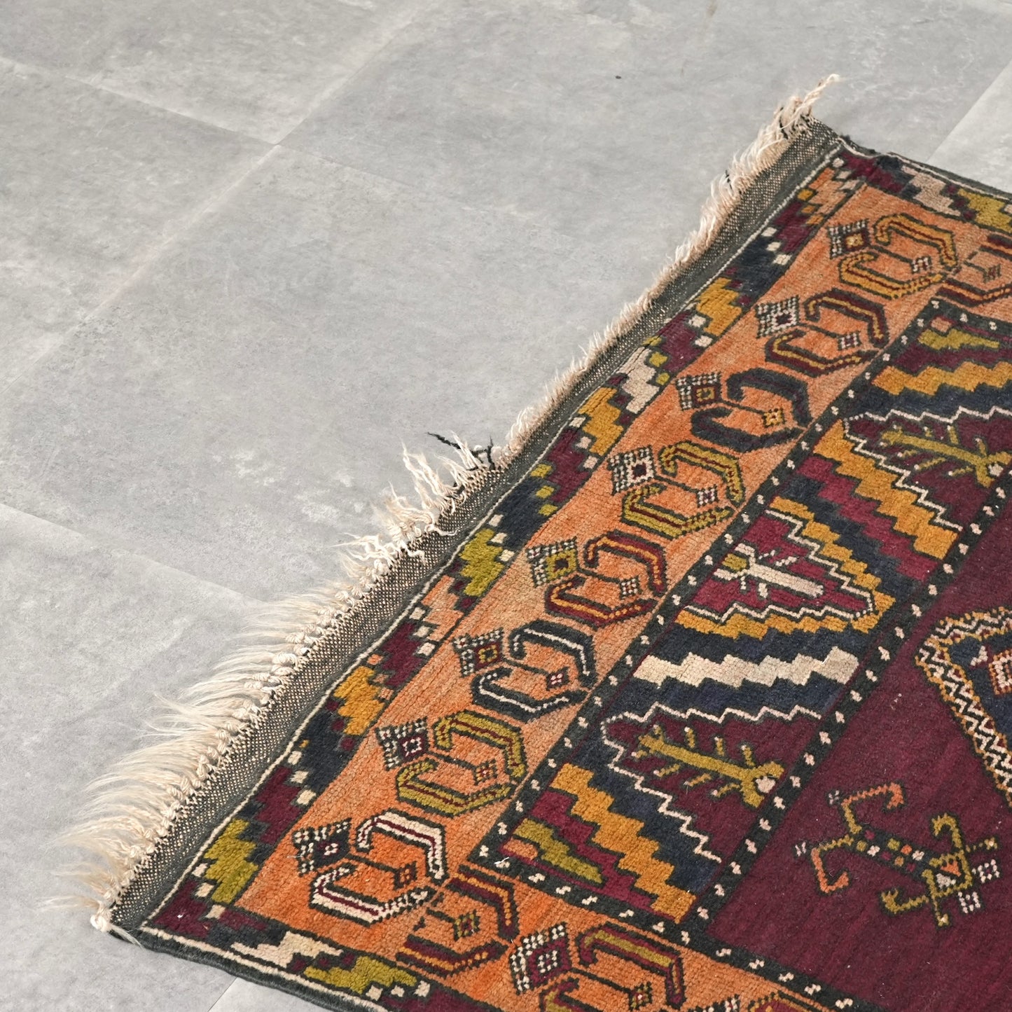 送料無料 ヴィンテージ ラグ(手織り/173cm×92.5cm)