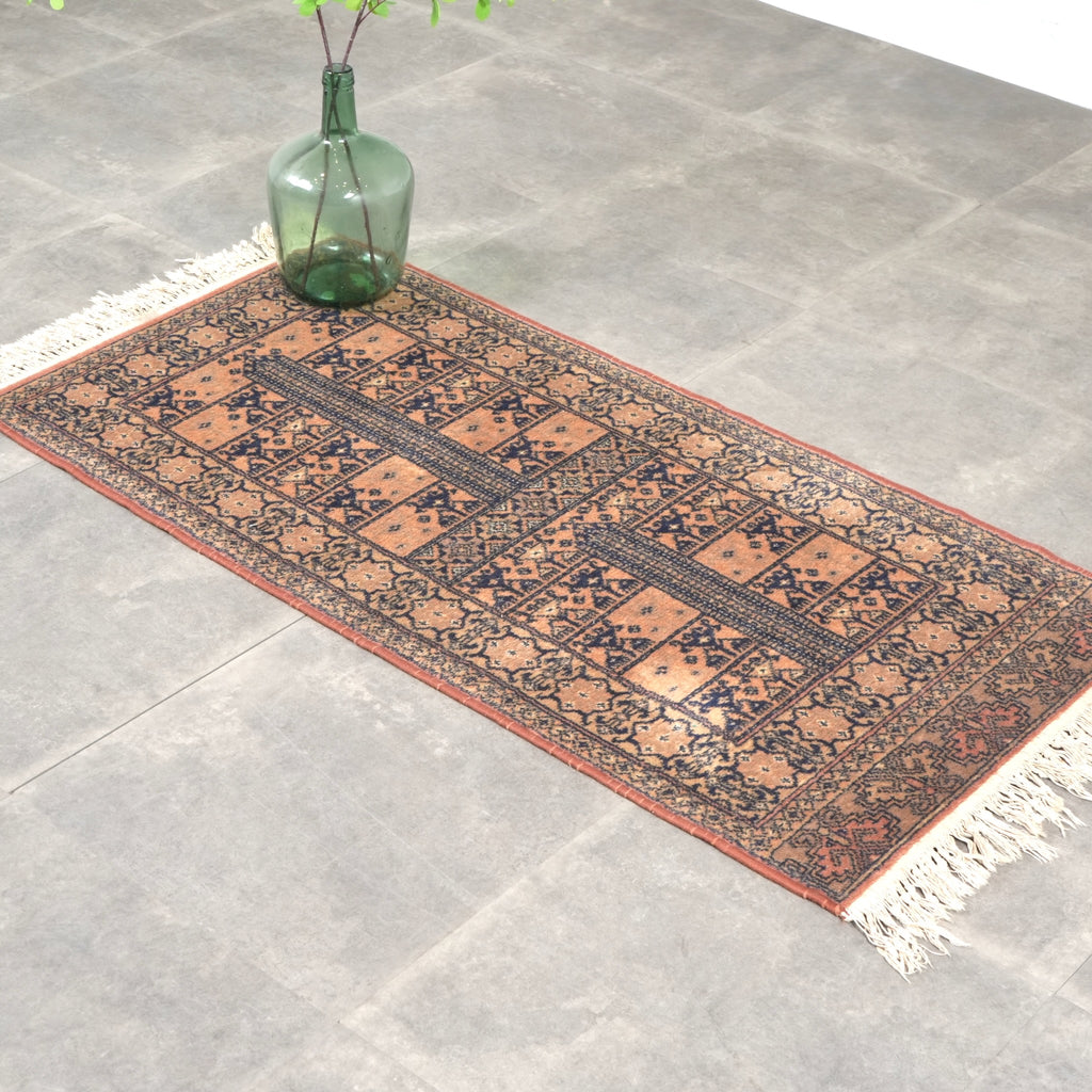 送料無料 ヴィンテージ ラグ(手織り/151cm×67cm)