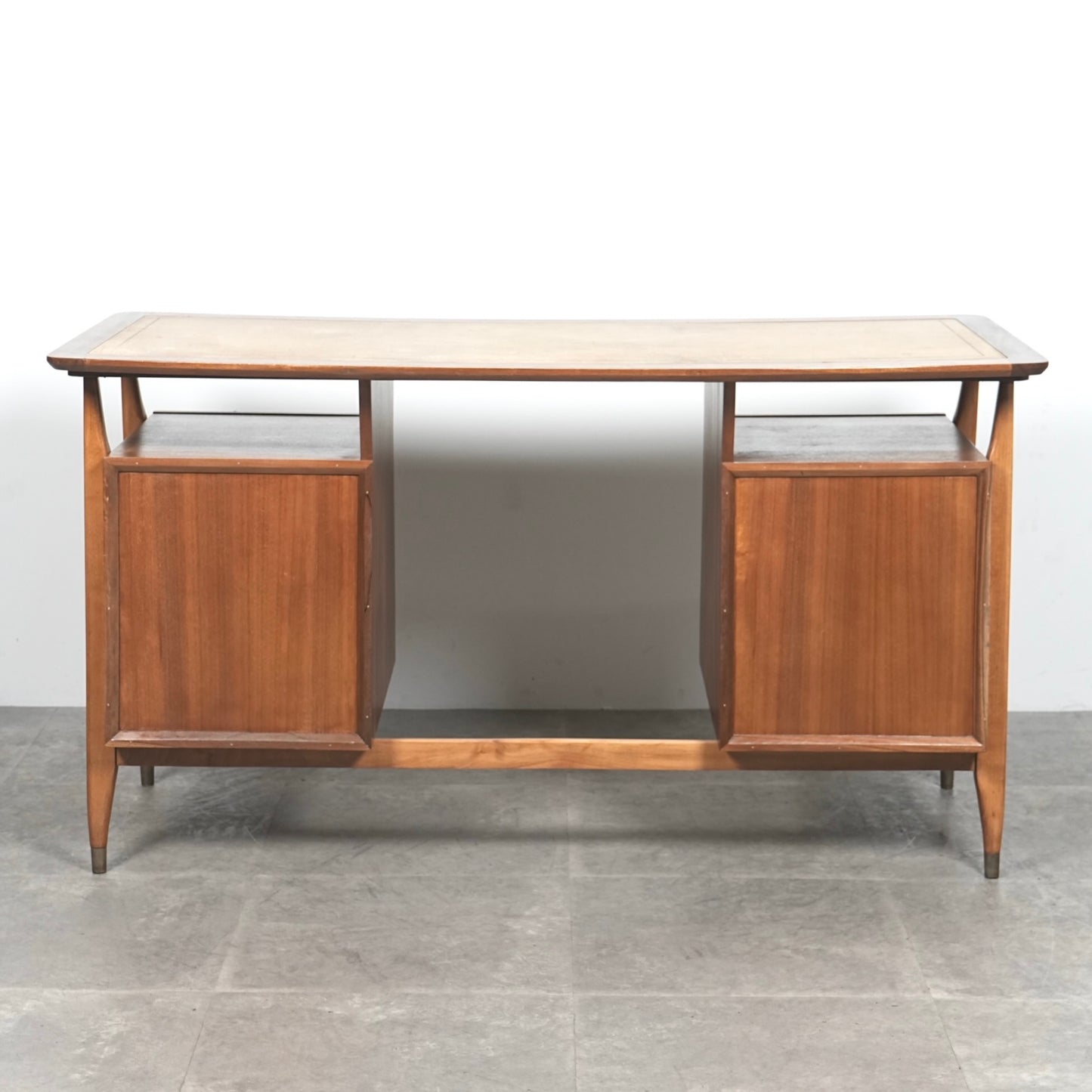 【STRONGBOW FURNITURE】ヴィンテージ デスク