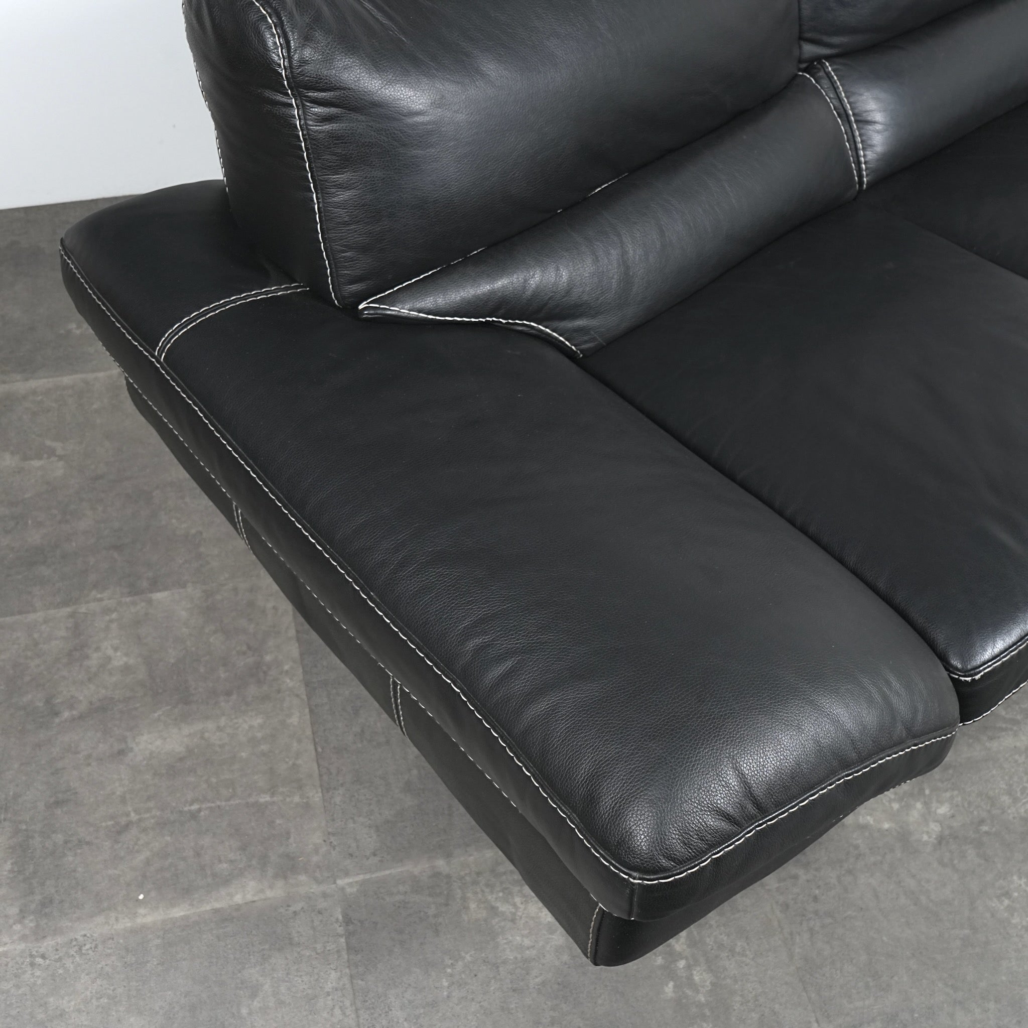 k141☆本革☆2Pワイドソファオットマン付き☆オーダーメイド☆35万円☆黒☆幅1950㎜☆良品☆近隣配達、設置可能 オランダヴィンテージ 2Pレザーソファ – TIME HYPE