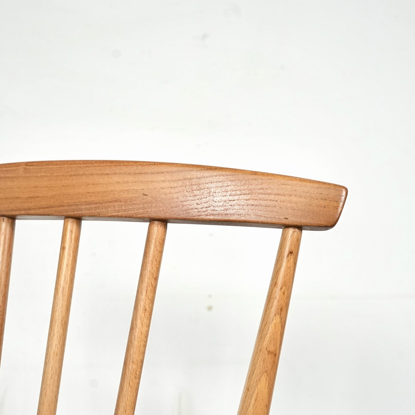 【ERCOL】ヴィンテージ ファンバックチェア(メープル)