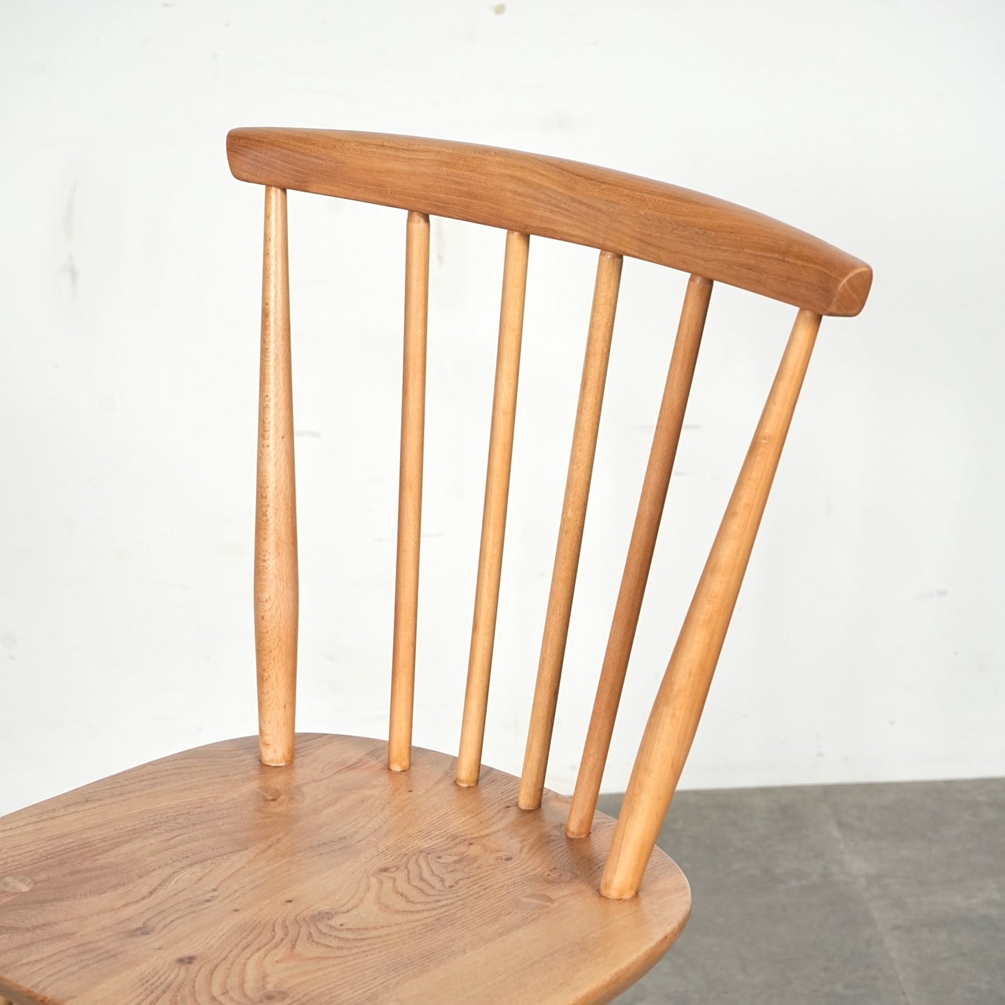 【ERCOL】ヴィンテージ ファンバックチェア(メープル)