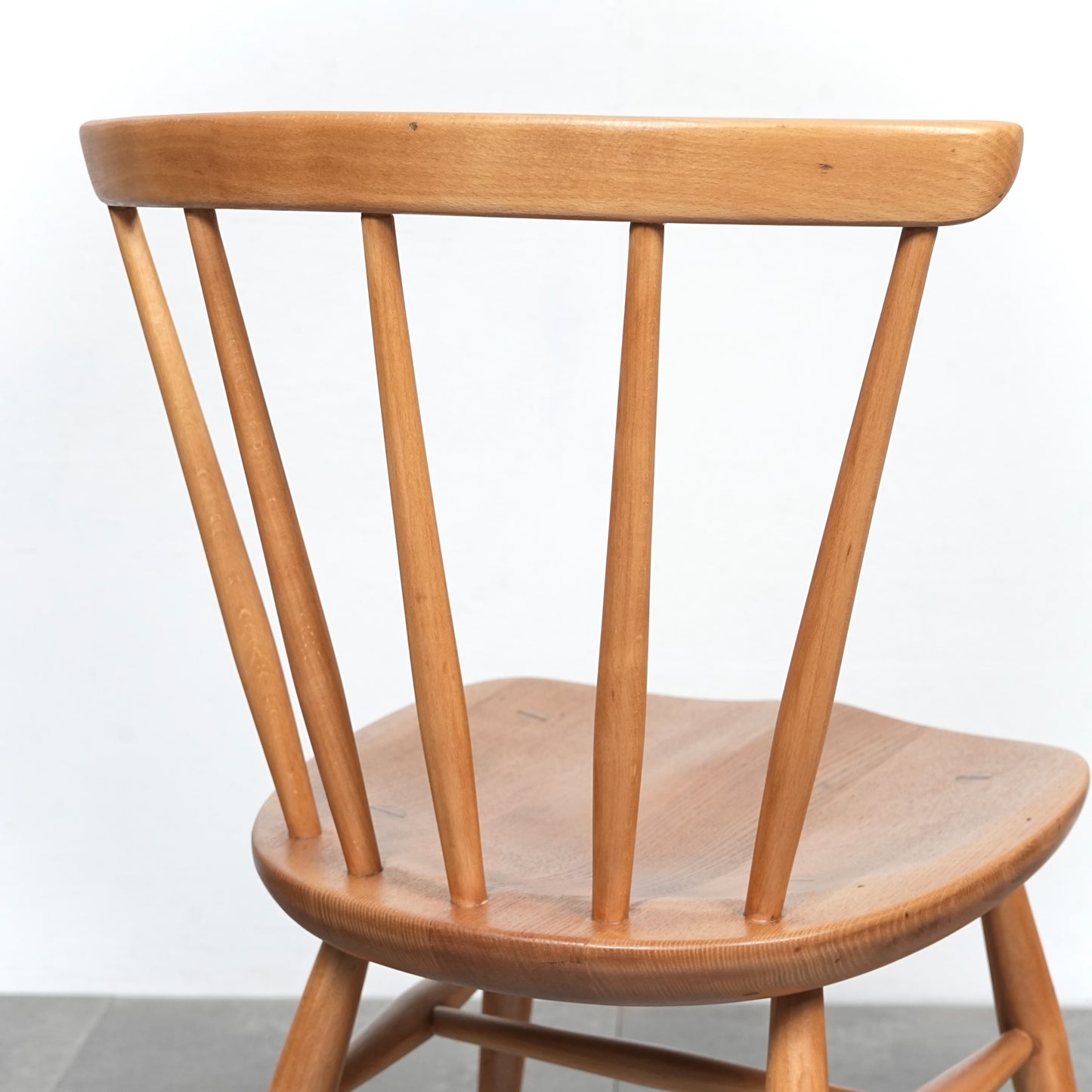 【ERCOL】ヴィンテージ ファンバックチェア(メープル)