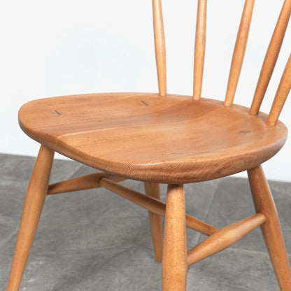 【ERCOL】ヴィンテージ ファンバックチェア(メープル)